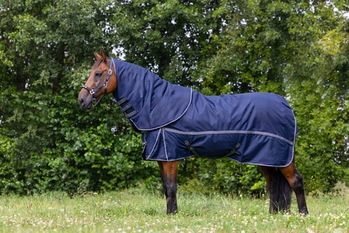 DKR Sports Outdoordeken 300gr met afneembare hals
