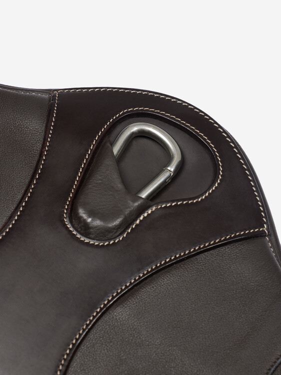 LeMieux Arika Buikflapsingel Contoured Long