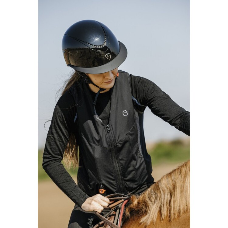 Equitheme Wings Shiny veiligheidshelm met MIPS