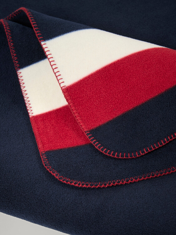 Tommy Hilfiger Hillsdale Square Rug 