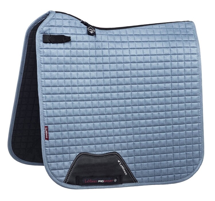 LeMieux Zadeldek Luxery Suede Dressage Square